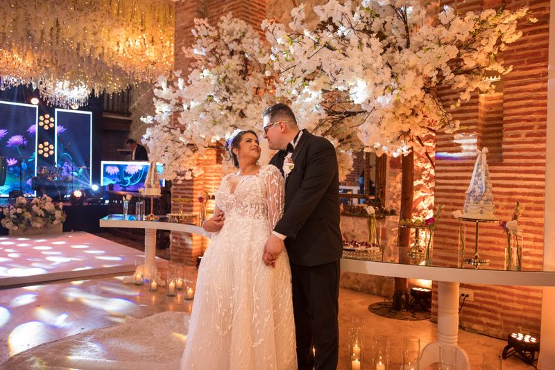 Priya & James, wedding couple